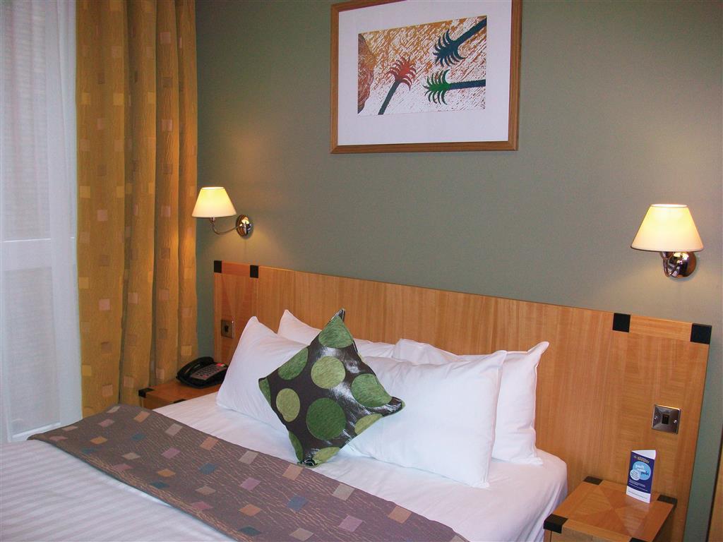 Best Western Sheffield City Centre Cutlers Hotel Room photo